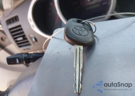 2004 Toyota 4Runner Sr5 V6 z USA, uszkodzony, nr VIN JTEZU14R440029528